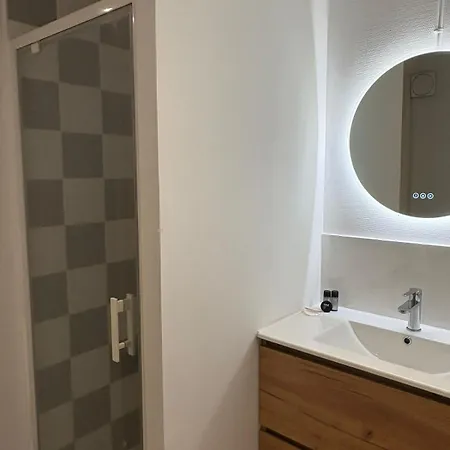 Dalikyda - Le Cosy - - Proche De La Gare Apartment *